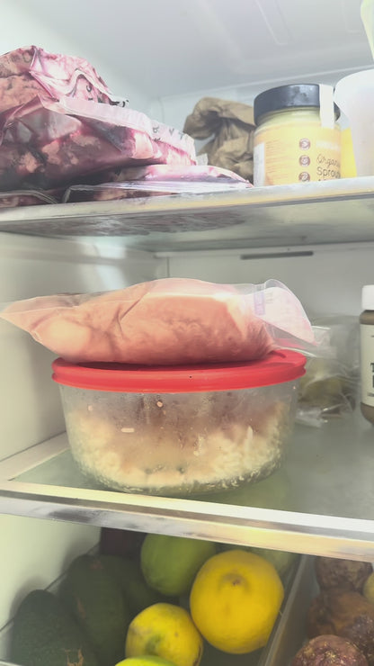 Video of cooking with Glass Wholefoods grass-fed beef tallow in a home kitchen